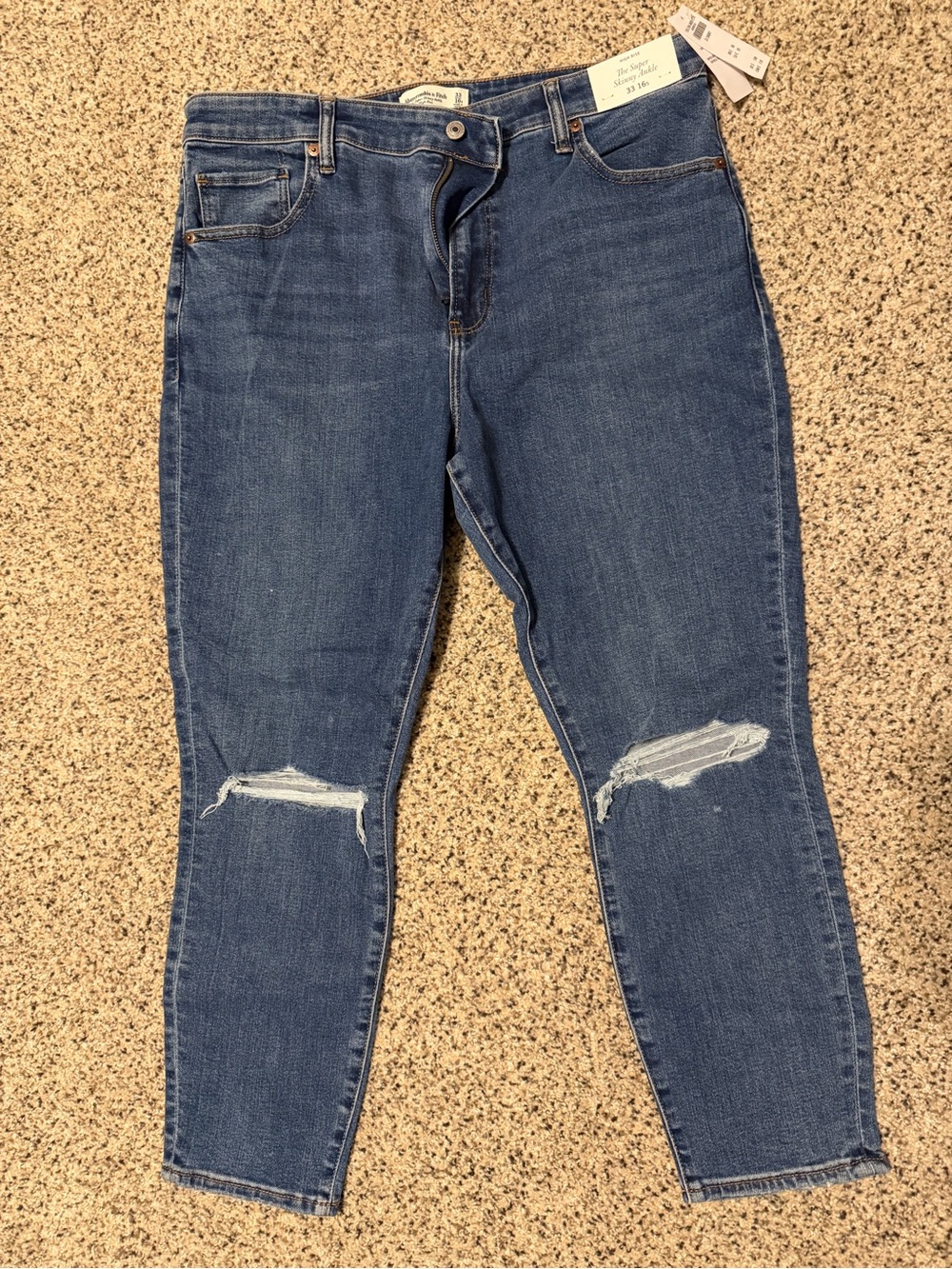 Abercrombie & Fitch the super skinny ankle Distressed Jeans